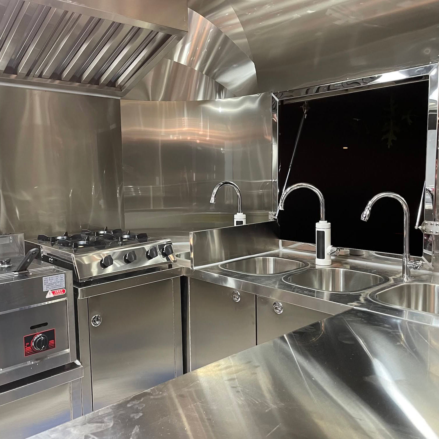 مقطورة طعام من الفولاذ المقاوم - مراجعة Commercial Kitchen And Bar وسعره